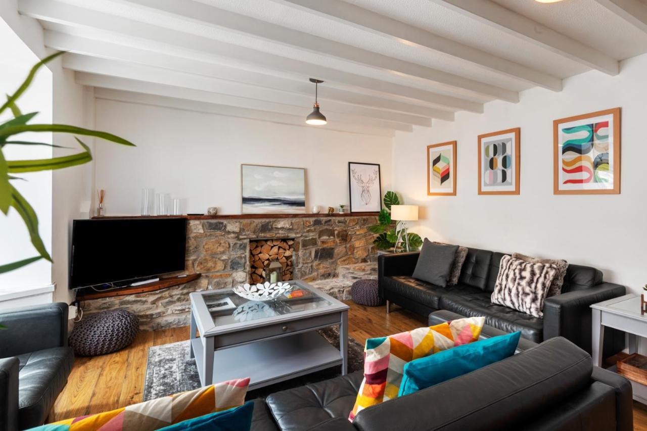 Ivydene - Beautiful Cottage, Stone Throw From Beach, Wonderful Sea Views Saundersfoot Buitenkant foto