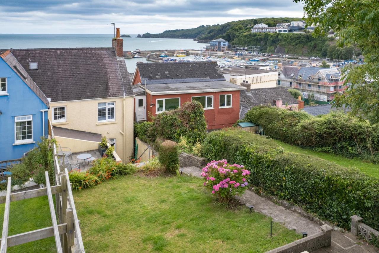 Ivydene - Beautiful Cottage, Stone Throw From Beach, Wonderful Sea Views Saundersfoot Buitenkant foto